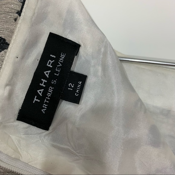 Tahari Arthur Levine Metallic Floral Gray Beaded Cocktail Dress Size 12 - Picture 5 of 10